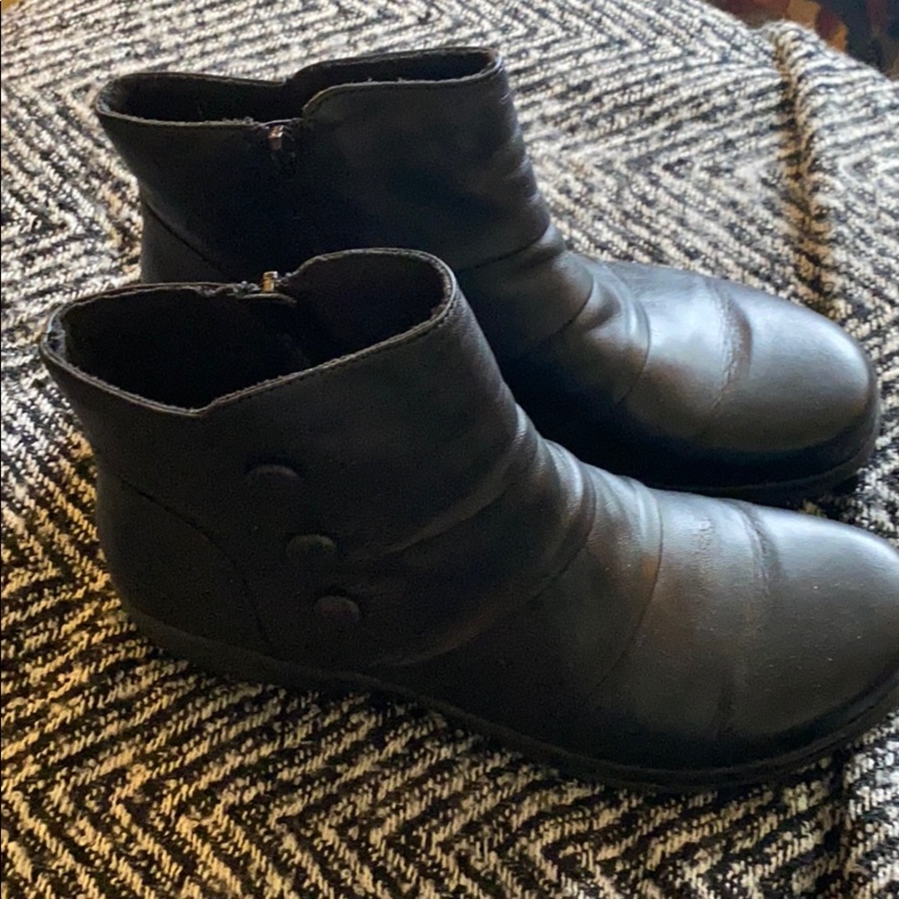Ankle boots